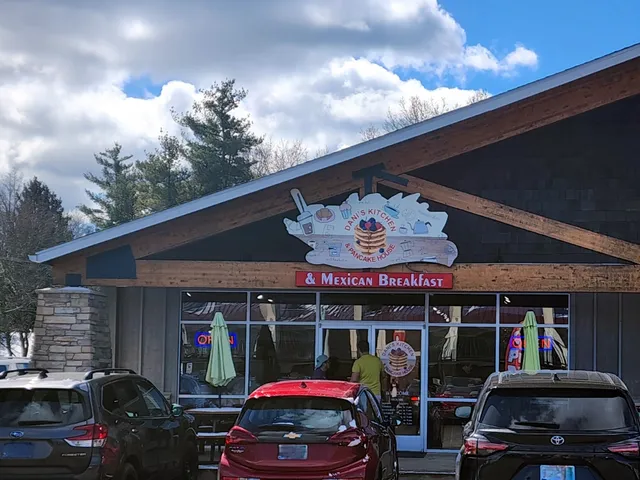 Dani's Kitchen and Pancake House
