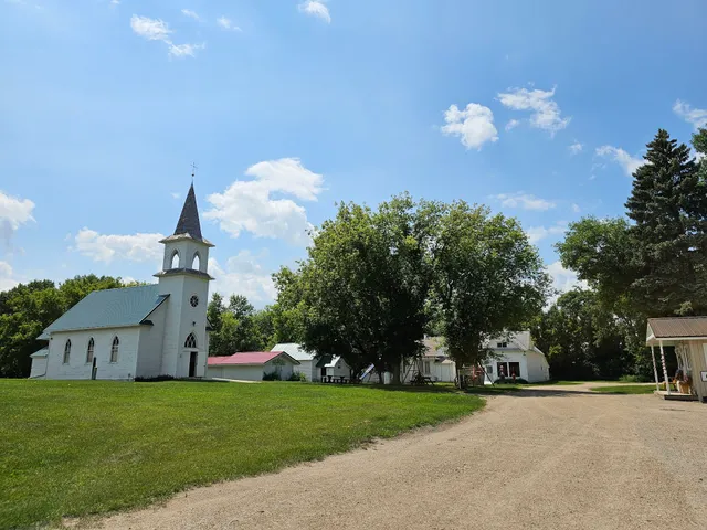Dale & Martha Hawk Museum