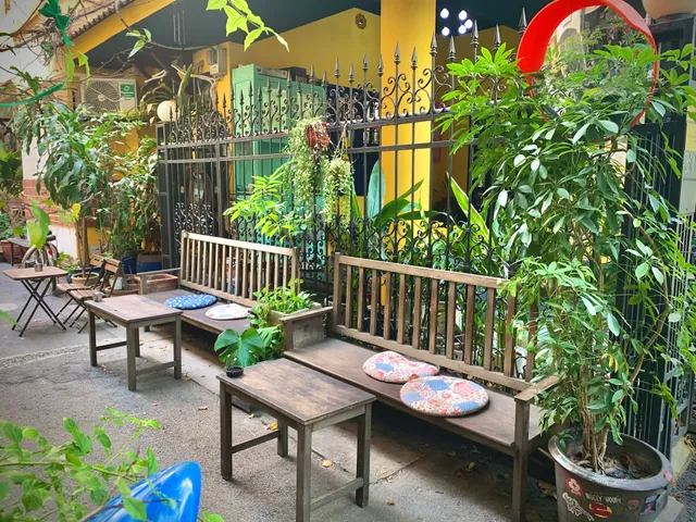 Tiệm cà phê Cư Xá 30