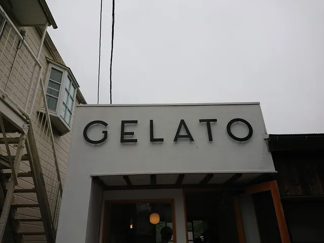 GELATERIA SANTi