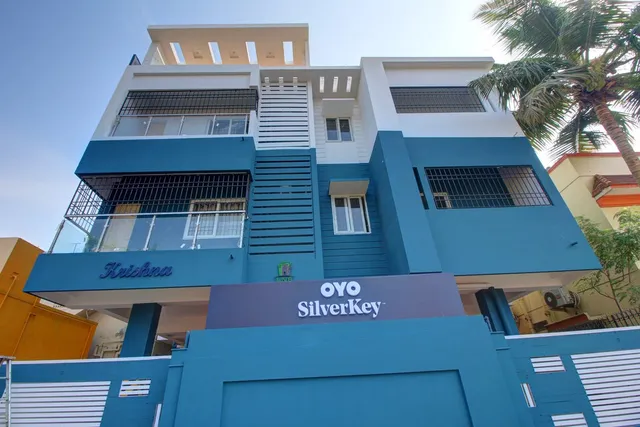 Super OYO MK STARSÂ RESIDENCY