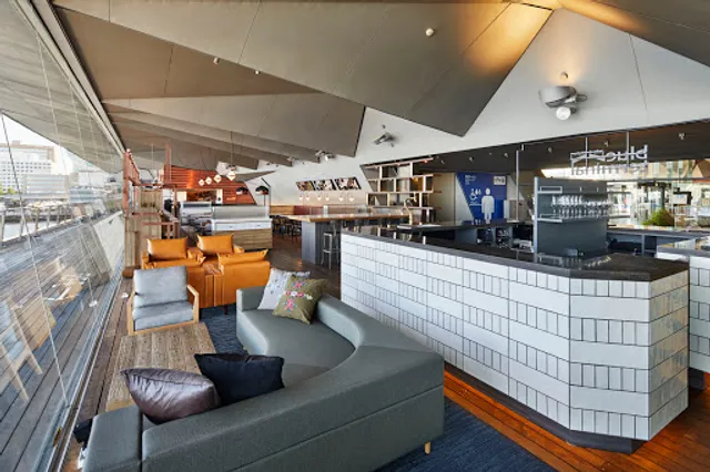 cafe&dining blue terminal