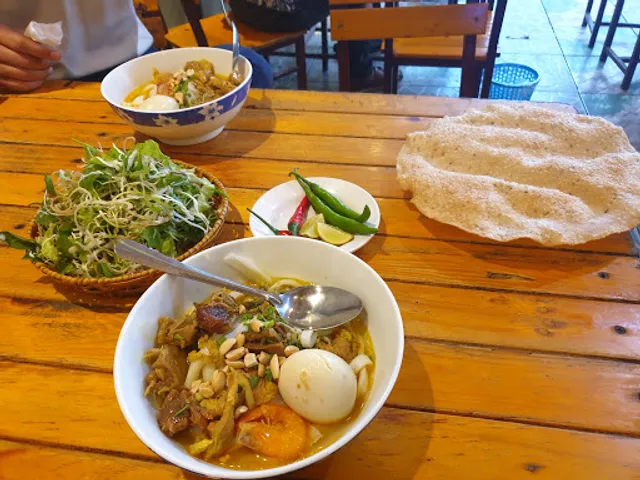 Mỳ Quảng Bà Mua