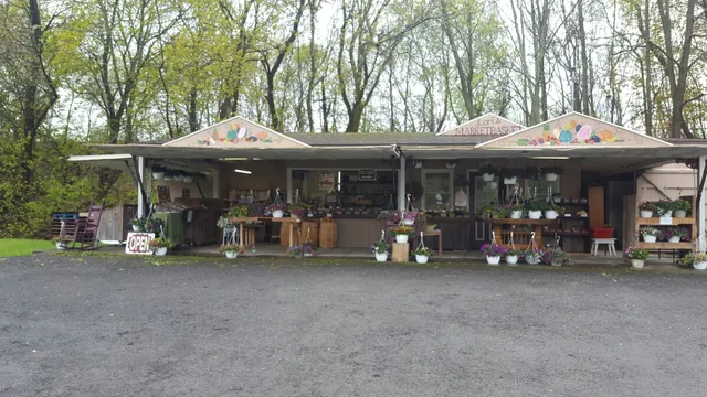 Lori's Market Basket