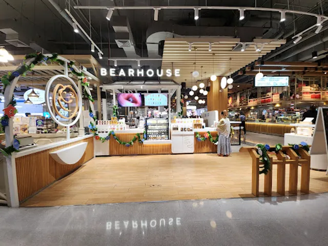 Bearhouse Dessert & Milk Tea (The Mall Ngamwongwan)