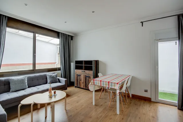 Barcelona Beach Vibes