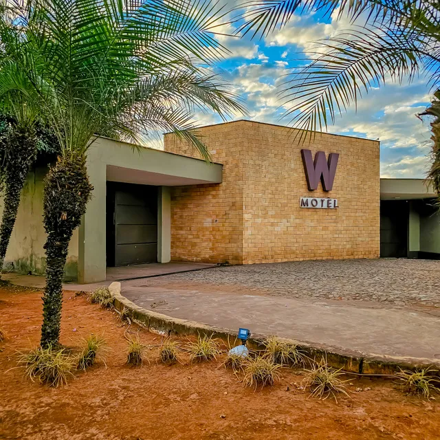 W Motel