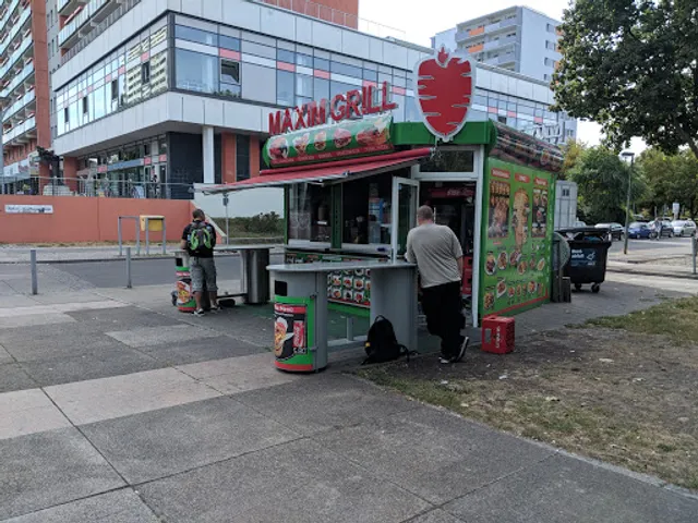 Maxim Grill