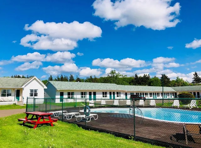 Anne Shirley Motel & Cottages