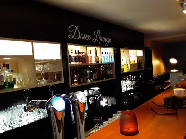 Doux Lounge- Restaurant Senegalais
