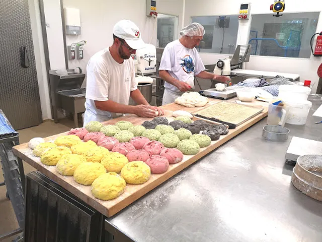 DER SÜSSE LÖWER SELIGENSTADT Patisserie-Chocolaterie