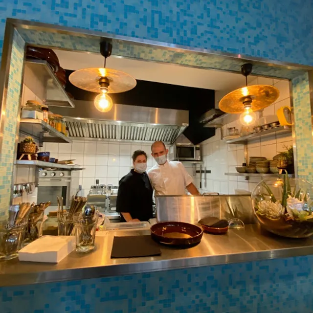 Le Bar Parallèle & Falafel