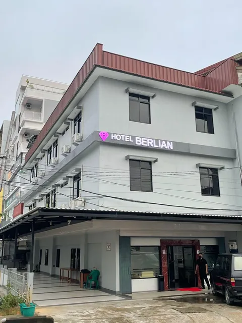 Berlian Hotel