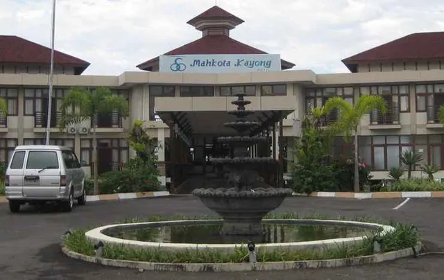 Mahkota Kayong Hotel