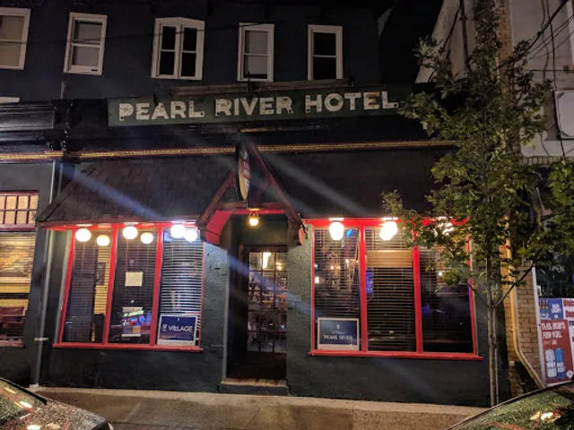 The Pearl River Hotel