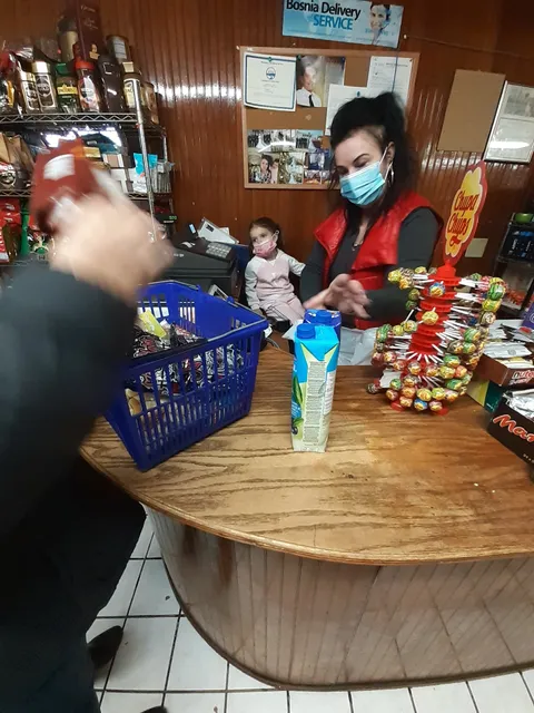 Euro Bazar Bosnian market