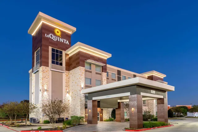 La Quinta Inn & Suites by Wyndham Houston NW Beltway8/WestRD