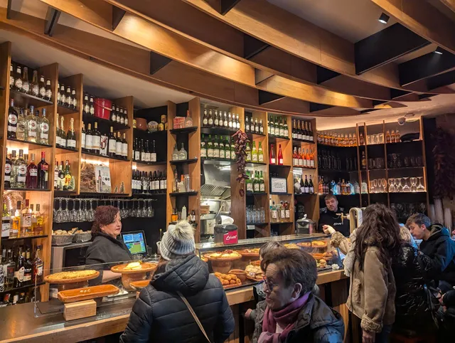 Zaharra - Plaza nueva