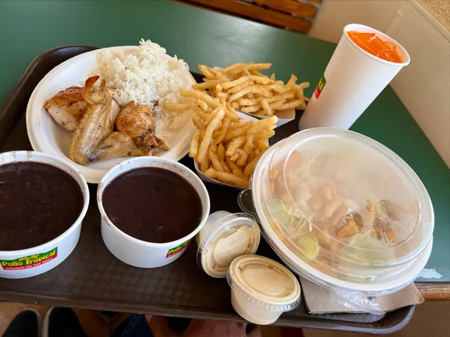 Pollo Tropical