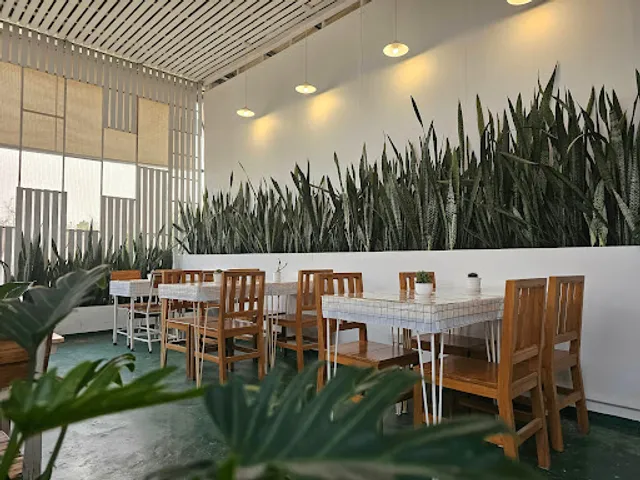 ฮักโฮม คาเฟ่ - Hug Home Cafe'