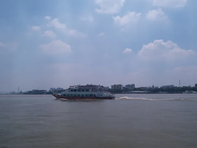 白天鹅烧烤餐厅