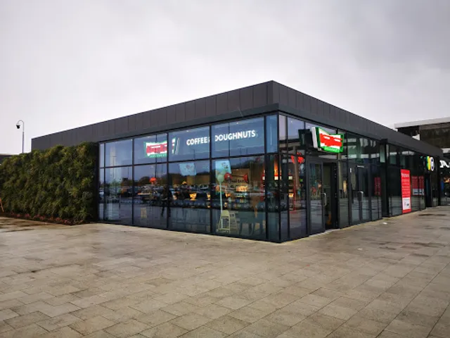 Krispy Kreme Leeds The Springs-Thorpe Park