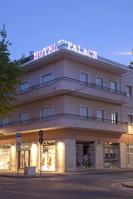 Hotel Palace