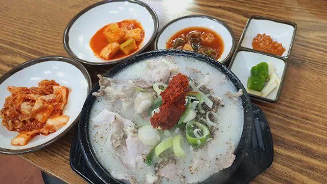 소문난순대국