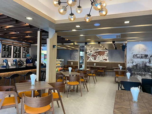 M Space Cafe&Bistro Pattaya