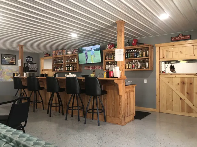 Clint’s Bar and Grill