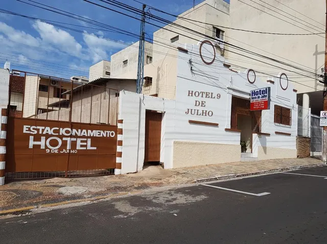 Hotel nove de julho