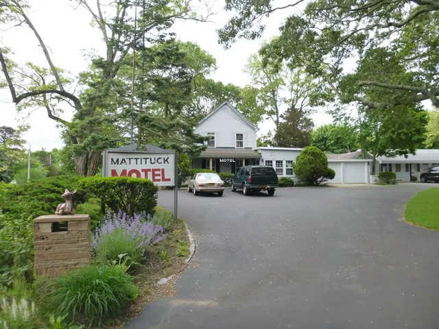 The Mattituck Motel