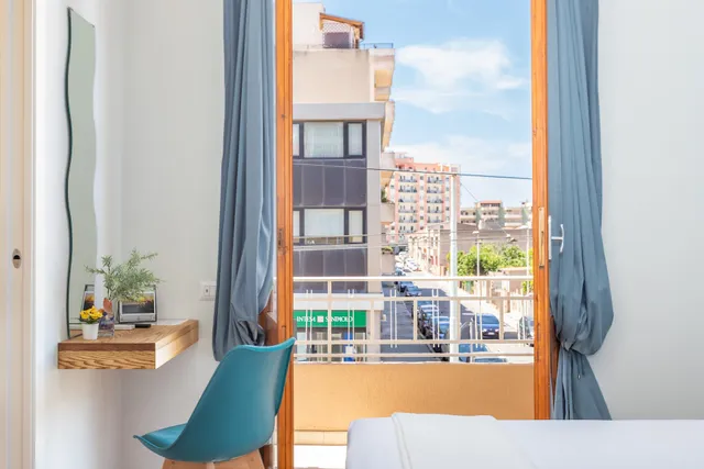 Domus Laetitiae Quartu Rooms & Apartment