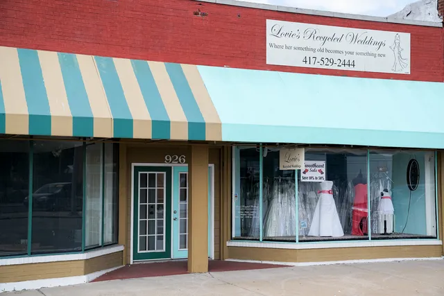 Lovie's Recycled Weddings