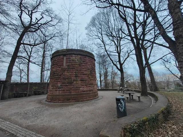 Ruine des Hasenbergturms