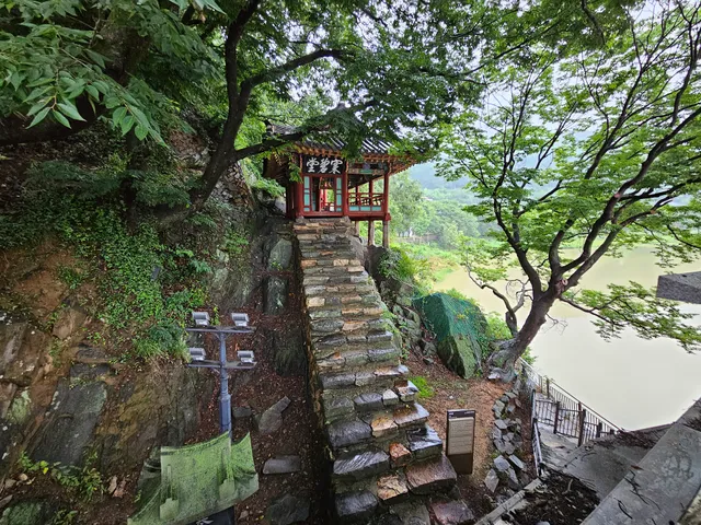 photo-1