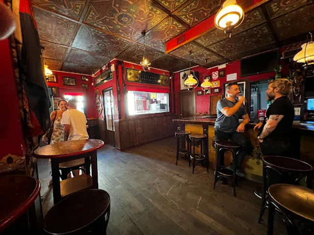 Pub The Explorer's Club