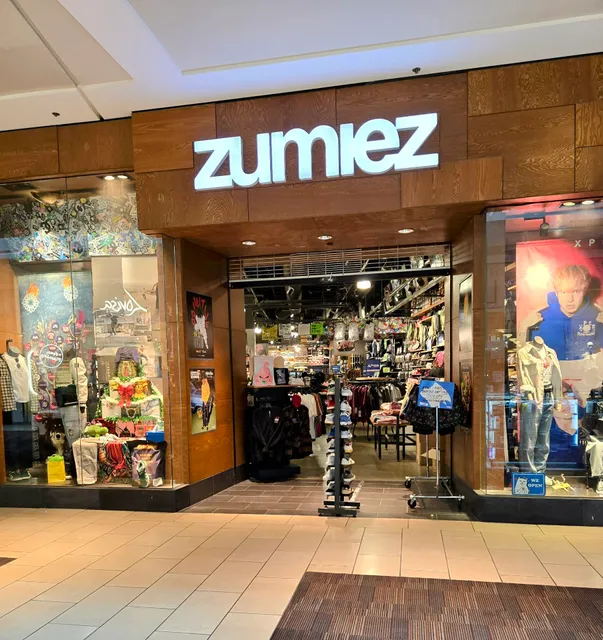 Zumiez