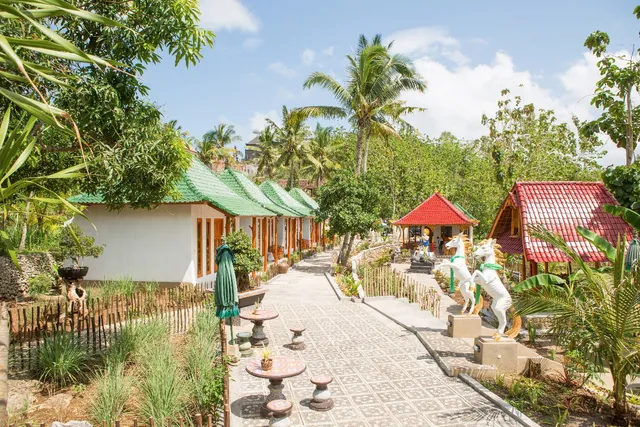 Kubu Reot Taman Asri