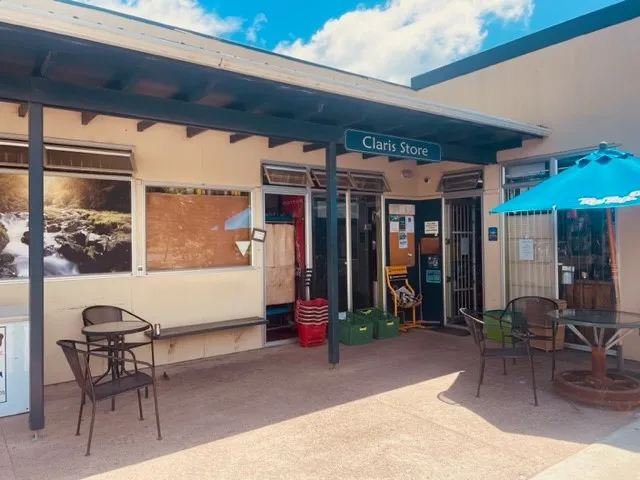 Claris Store