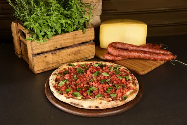 Donna Oliva Pizzaria