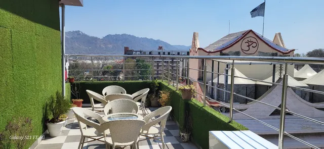 FabHotel Ganga Heights