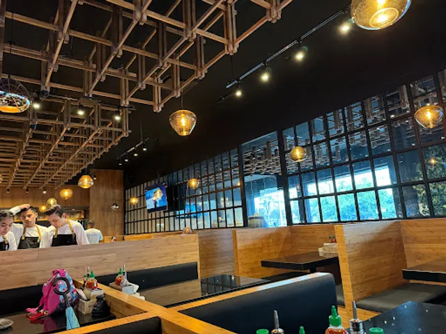 Sushi Roll Cumbres Monterrey