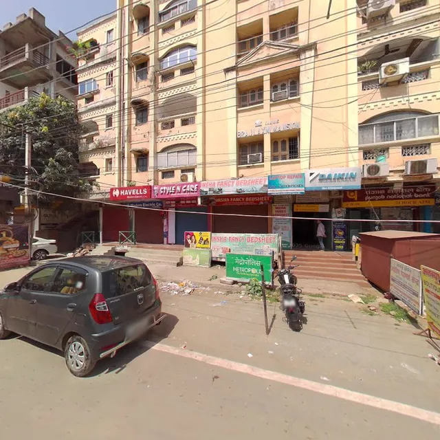 Hotel raj matrya inn