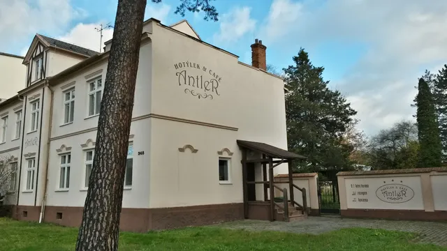 Hotýlek & Café Antler