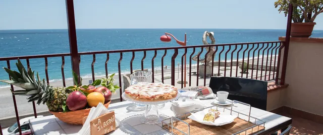 La Sirena Bed & Breakfast