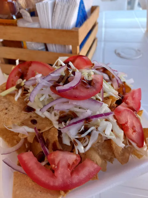 Cahuamanta y mariscos "el coral"