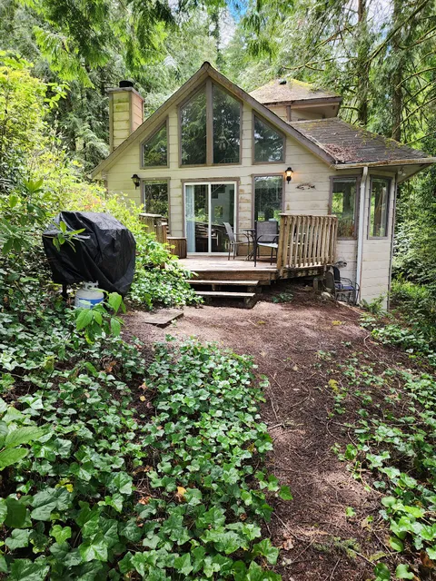 Marcia's Mercer Lake Chateau