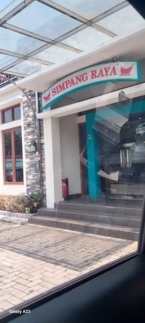 Simpang Raya Manggarai