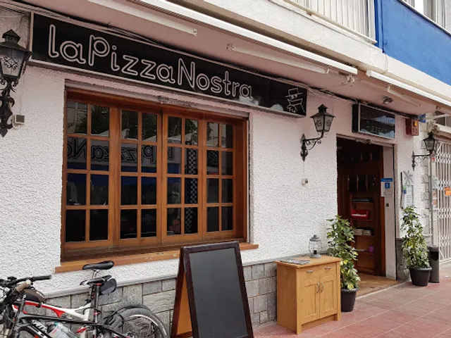 La Pizza Nostra